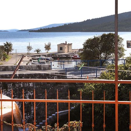 Apartments Ante - 50 M From The Sea Seget Vranjica Exterior foto